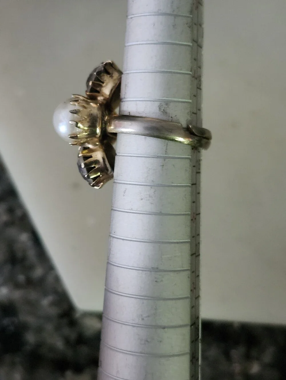 Vtg Faux Pearl and Aurora Crystal Cluster Ring